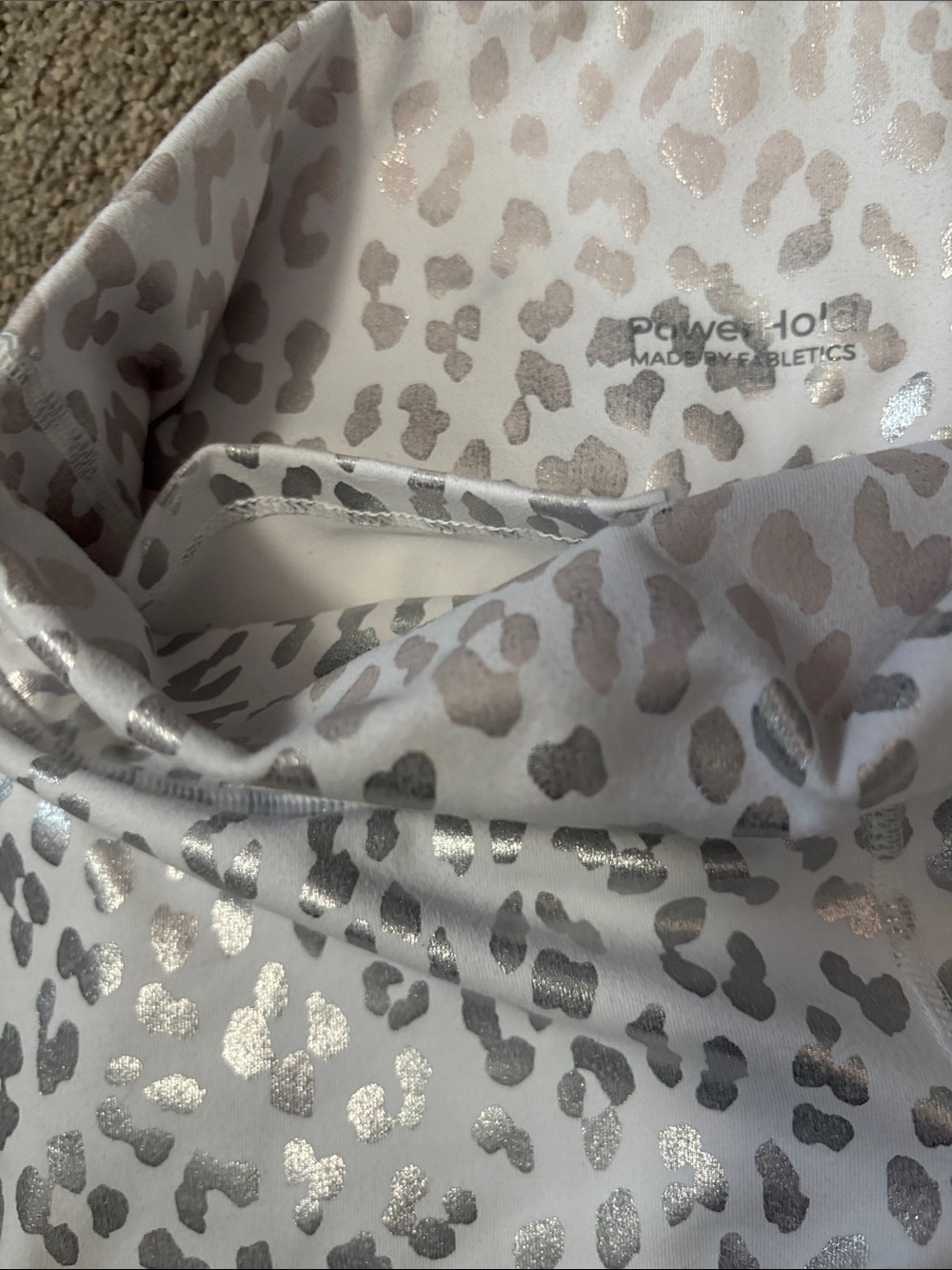 Fabletics silver/white leopard leggings - Picture 5 of 6
